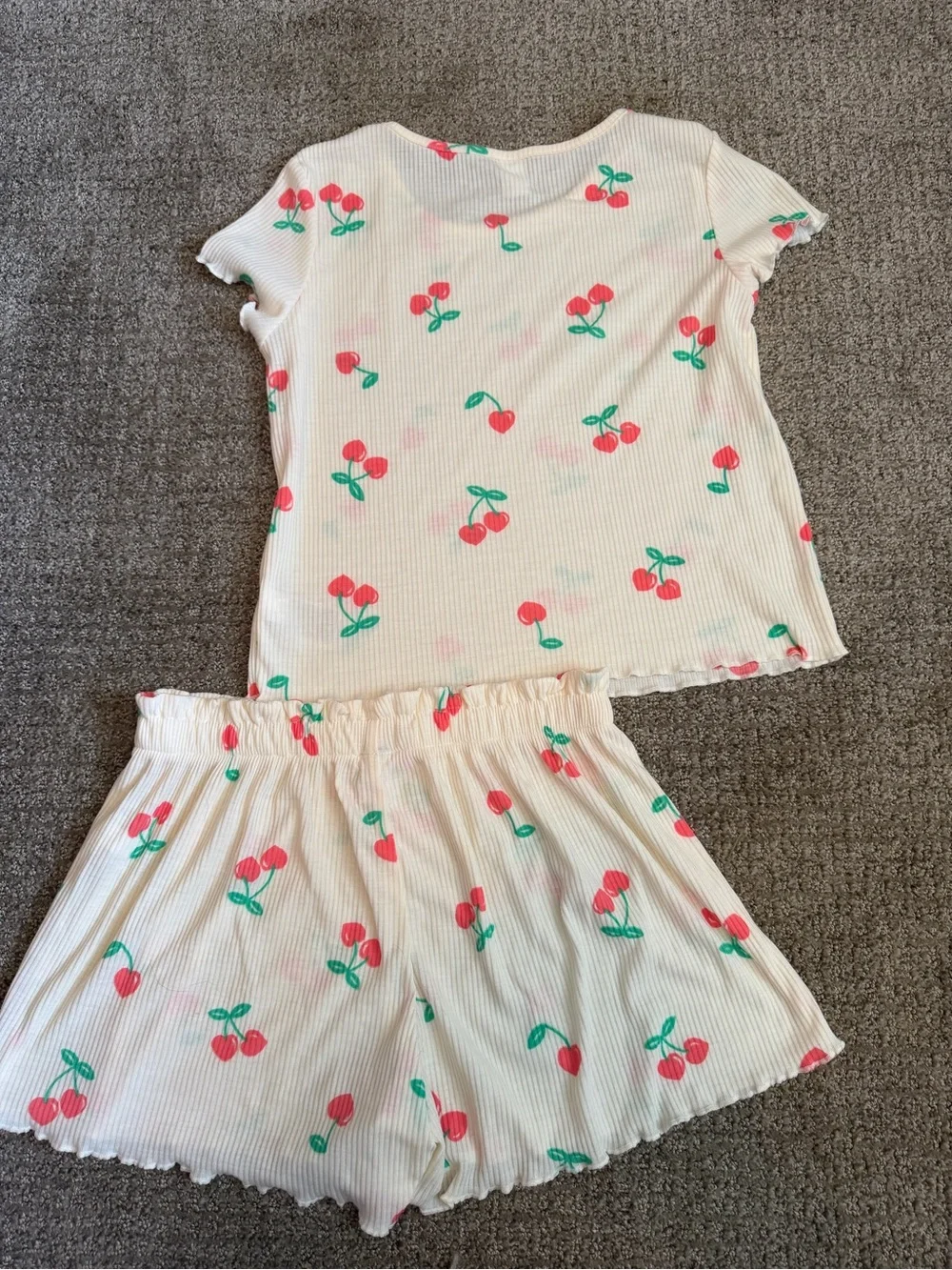 Old Navy Girls Cream Cherry Print Ribbed Short Pajama Set